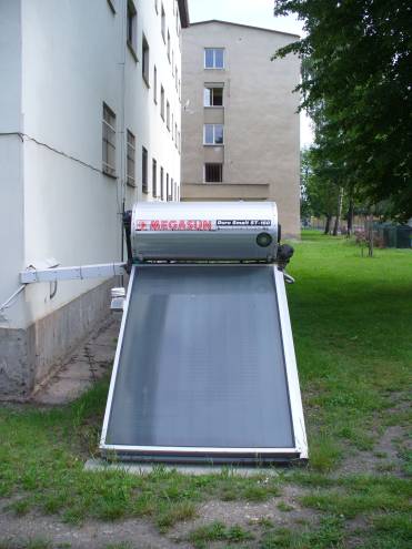 sol�rn� syst�m Megasun ST 160 se z�sobn�kem oh��t� vody na 160 l